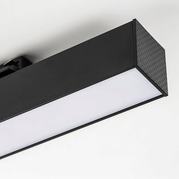 Трековый светильник LIGHTSTAR LILLA 202047