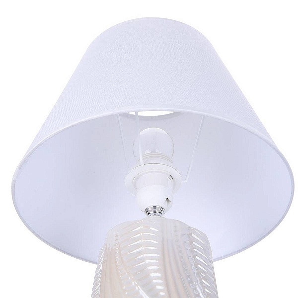 Настольная лампа LUMION SINNA 8211/1T