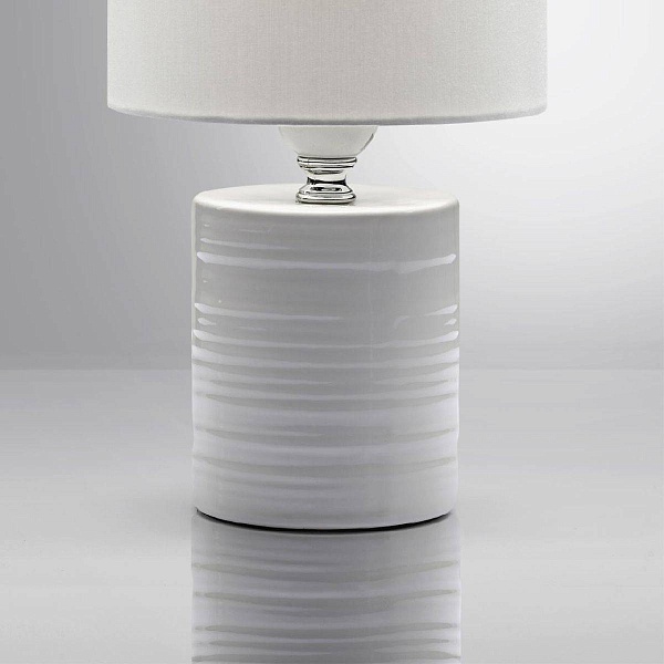 Настольная лампа LUMION MODERNI 8144/1T