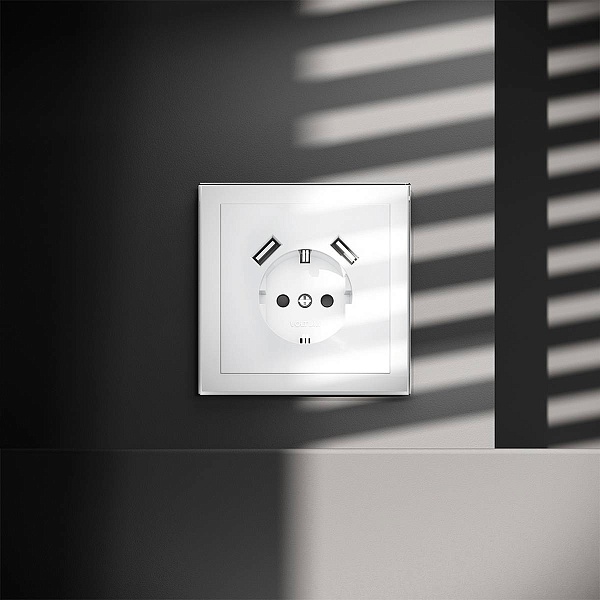 Розетка с з/к + 2xUSB, A + A, S70, Белый глянцевый, VLS040401, VOLTUM