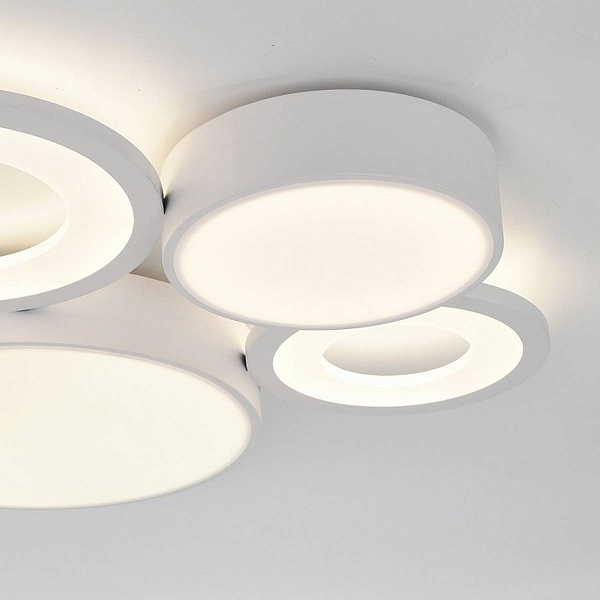 Светильник потолочный ESCADA STREAMLINE 10286/4LED