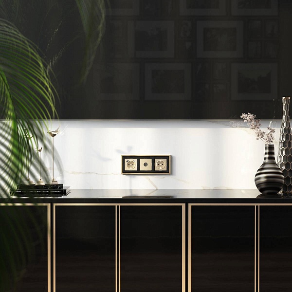 Накладка розетки с з/к + 2xUSB, шампань рифленый, W1179510, WERKEL