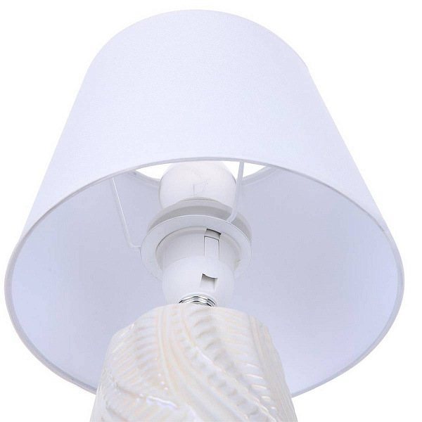 Настольная лампа LUMION SINNA 8212/1T