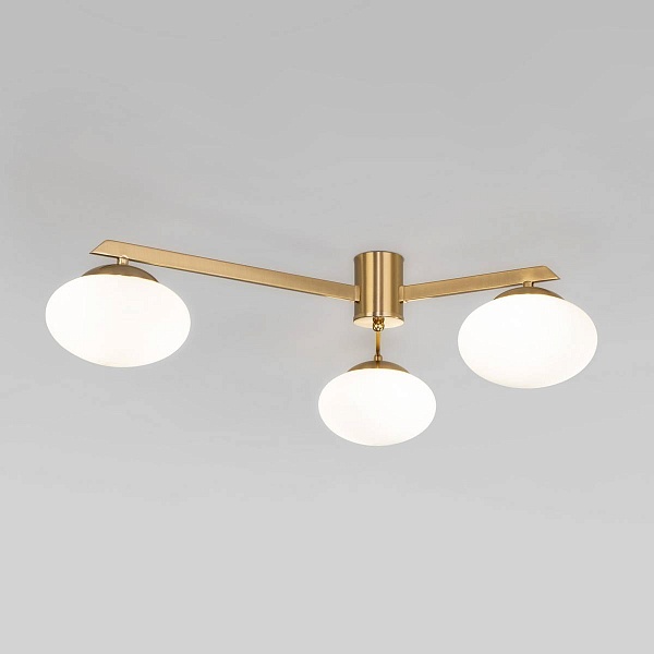 Люстра потолочная EUROSVET OPALINE 70220/3 латунь