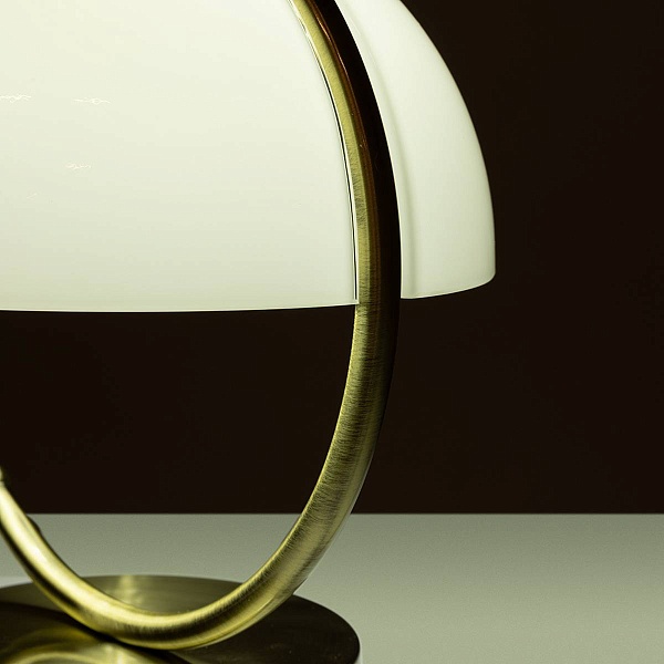 Настольная лампа ARTE LAMP BANKER A5041LT-1AB