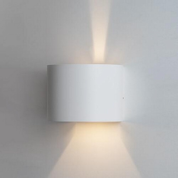 Светильник уличный настенный ITALLINE IT01-A310 IT01-A310R white
