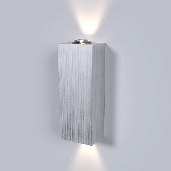 Бра ELEKTROSTANDARD PETITE 40110/LED серебро a056601